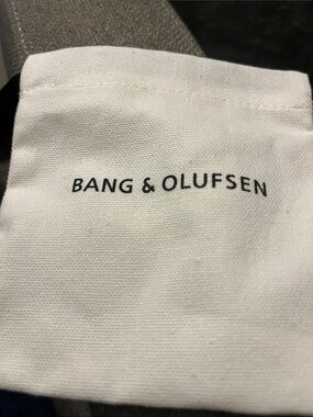 Bang & Olufsen White and Black Men’s Toiletry Pouch